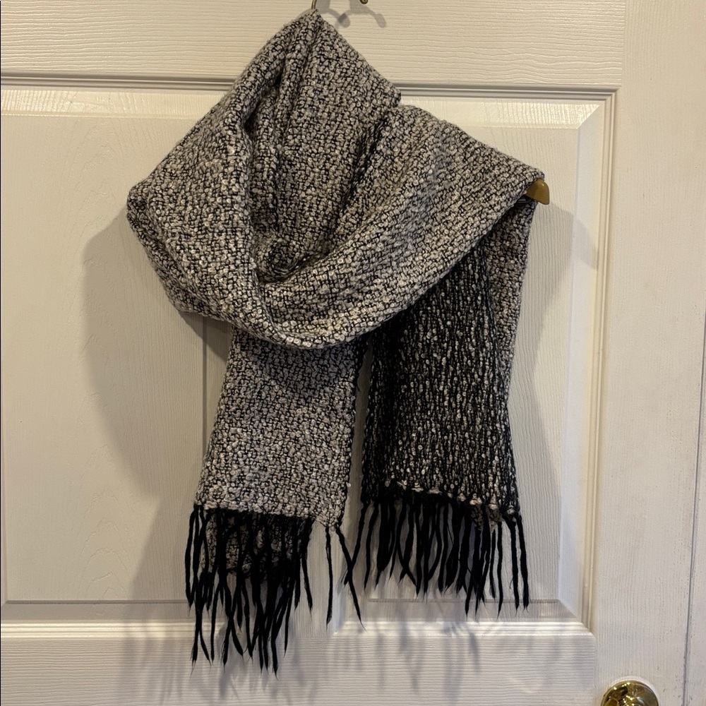 Vintage Donegal Design soft Mohair & Silk scarf/wrap/throw. Made in Ireland.